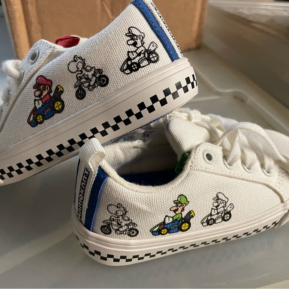 Mario Kart Toddler 6.5 shoe (Zara)